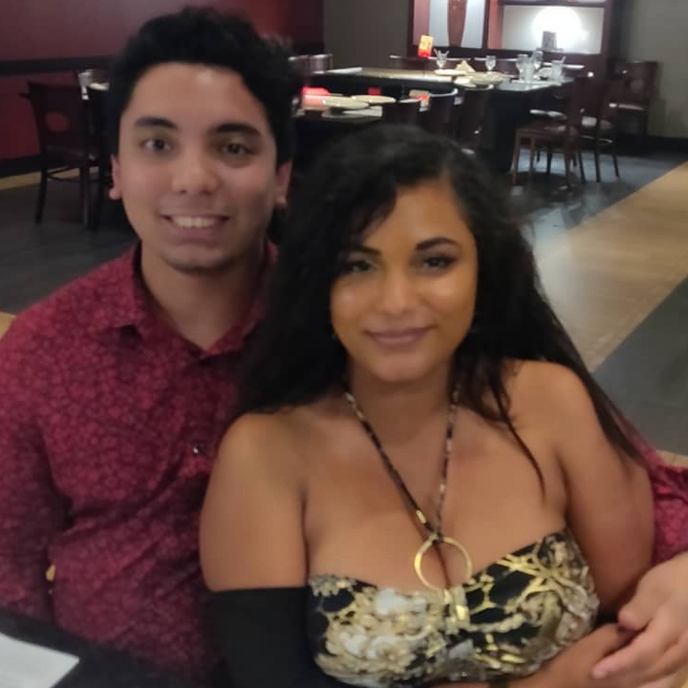 Meet your Posher, Carey